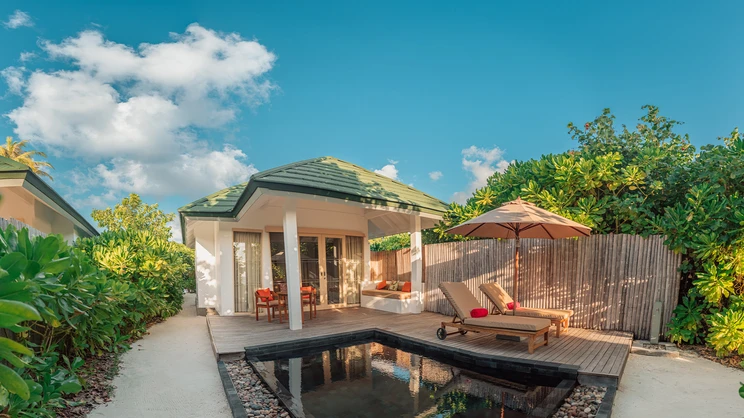 Sunset Pool Beach Villa